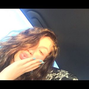 Meet your Posher, Brooke